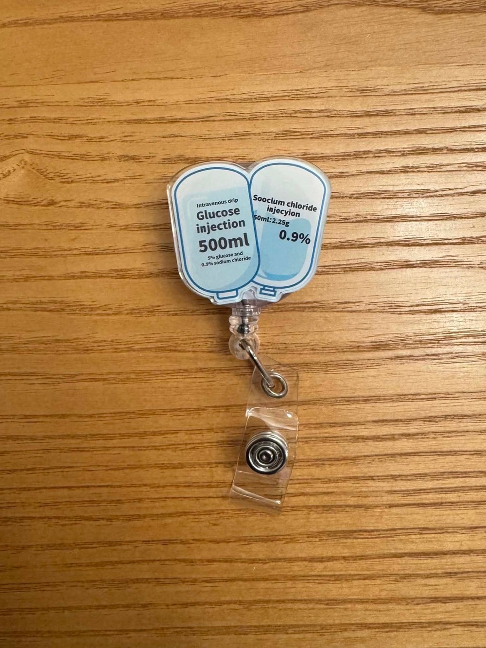 IV Bag Badge Reel - Blue Medical Glucose Injection Design Retractable ID holder